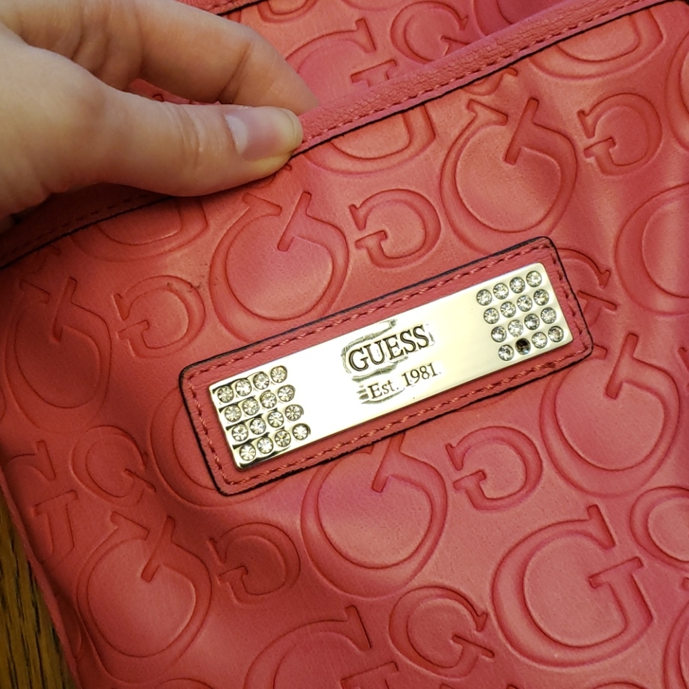 GUESS Purse - Picture 4 of 8